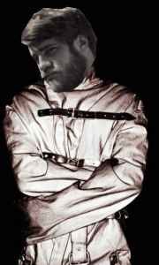 Richard Childers mobbing image #38